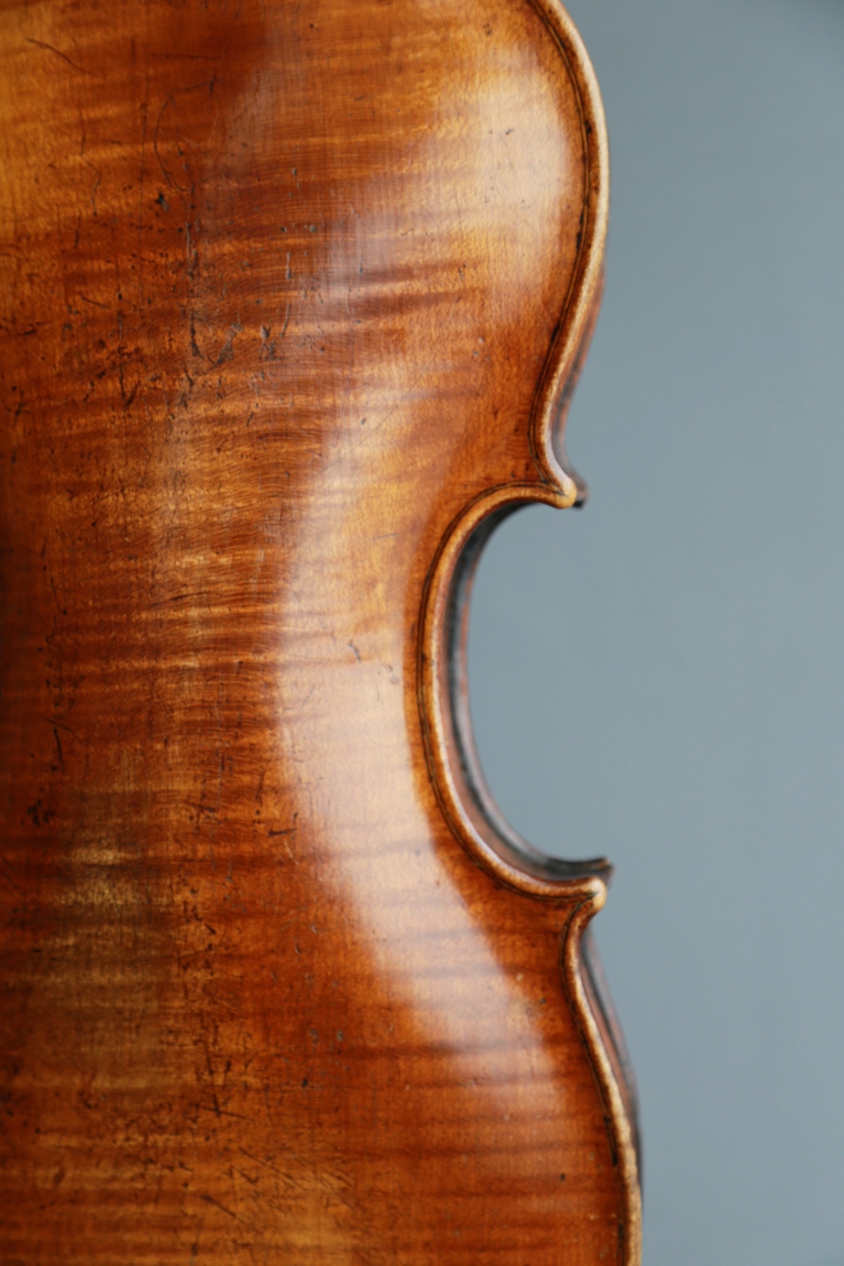 19TH CENTURY GERMAN VIOLIN BY DAVID CHRISTIAN HAVEMANN - Image 3